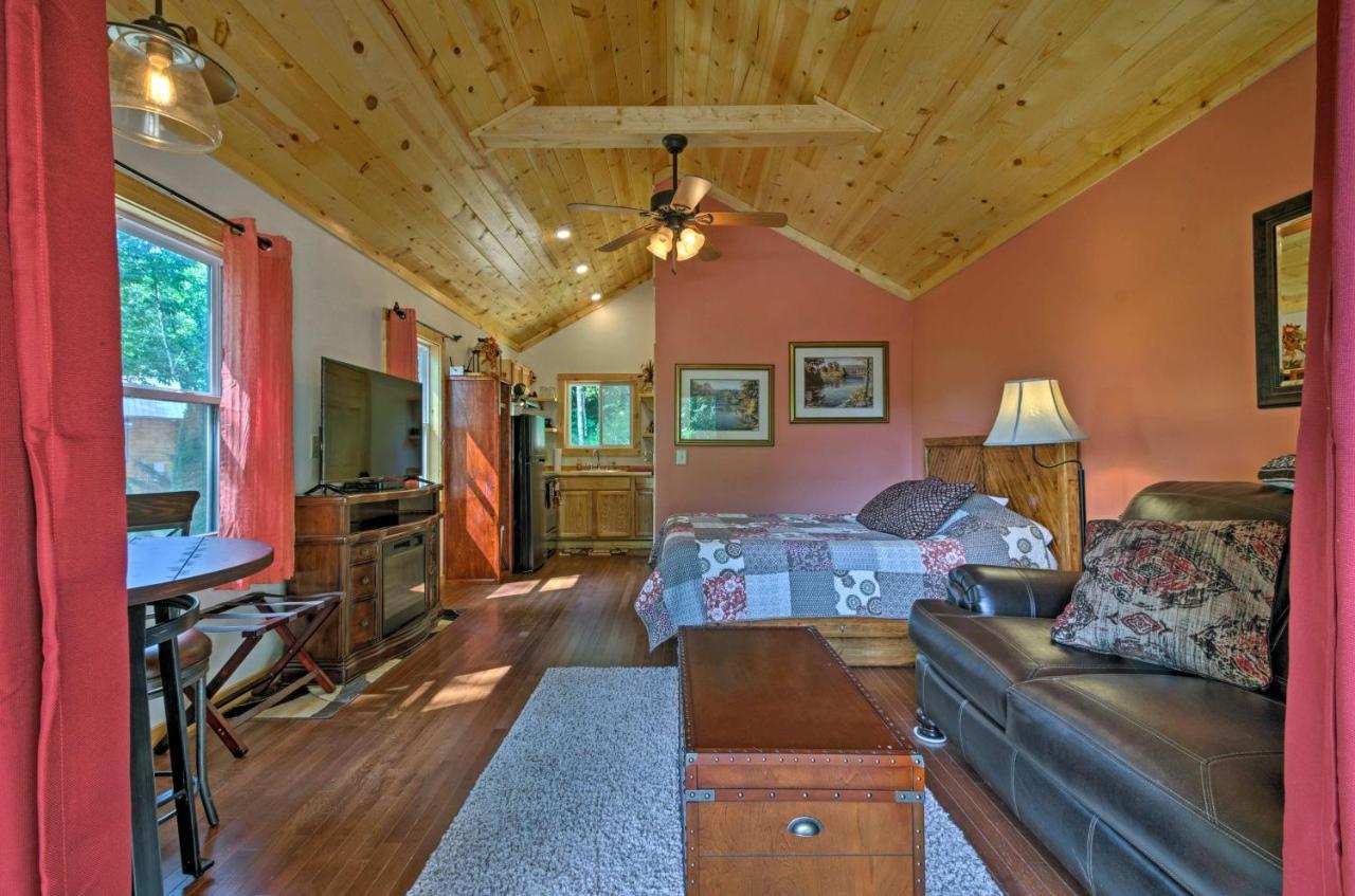 Bryson City Studio With Hot Tub - Near Nantahala! Екстер'єр фото